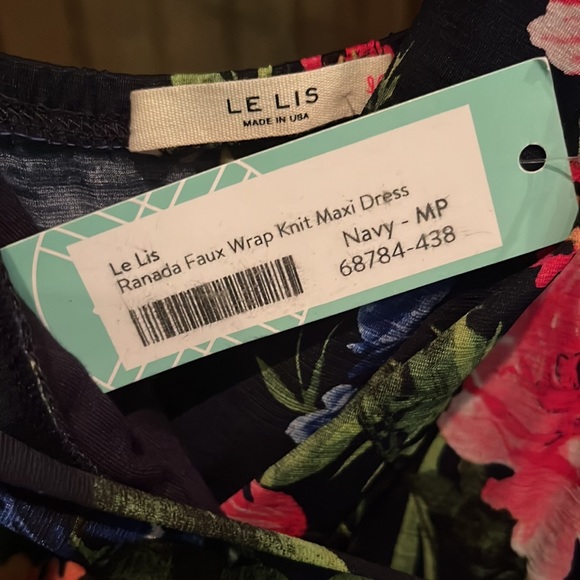 NWT Le Lis maxi in navy. Medium petite. - Picture 5 of 5